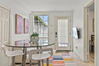 Modern 2BR Oasis Heated Pool Near Downtown - 8