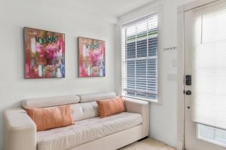 Modern 2BR Oasis Heated Pool Near Downtown - 2