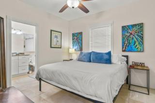 Vibrant Oasis W Heated Pool 3 Units N Downtown - 1