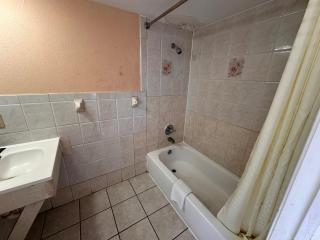 Bestway Inn - Houston - 1