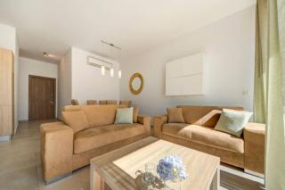 Ortigia Penthouse, Private Terrace, Distant Sea Views by Haven & Keys Malta - 7