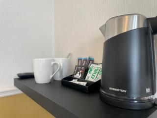Wedgwood Hotel - Room 8 - 4
