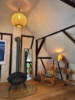 Gemütliches Dachzimmer mit Kamin - Andernach - 1