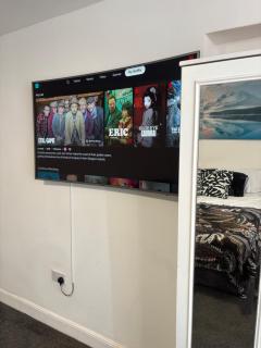 Private Minimalist 2 Bedroom Apartment with Netflix - Ilkeston - 9