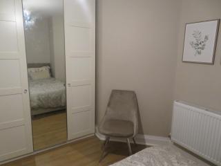 kosher flat in the heart of manchester salford surounded with beautiful parkss - Manchester - 6