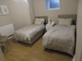 kosher flat in the heart of manchester salford surounded with beautiful parkss - Manchester - 1