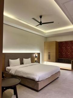 Hotel ADB Mansingh Inn - Rajkot - 2