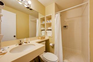 Exclusive 10K Islands Access Hotel-Style Studio - Naples - 2