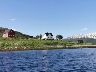 Kraknes farmhouse, with amazing view - Tromsø - 5