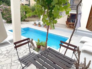 LacoDeLama mini resort - Ližnjan - 4