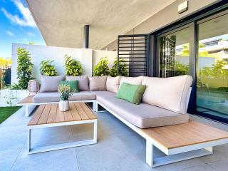 Luxury Ground Floor Apartment in Flamenca Village - 4