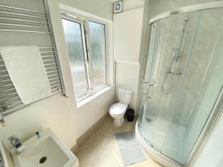 Cosy Coombe Retreat - Croydon - 2