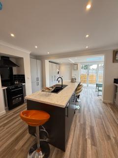 Business or Bliss - Stylish Lincolnshire Retreat - Corby - 6