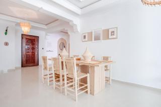 Elegant & Cosy Family Apartment - Central Location in Tanger - Fast WiFi & Netflix - 7