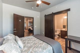 Modern Stay Near Jack Trice Stadium - Walk to ISU - Ames - 1