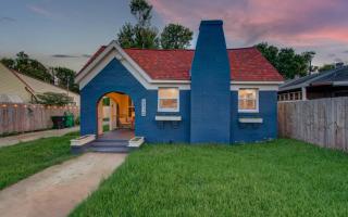 Charming Cozy & Central 2-BD 1-BA Mins to DT - Houston - 8