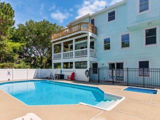 3057 - Olive the Beach - Southern Shores - 0