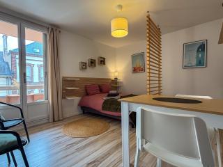Studio charmant avec balcon en centre-ville - Chartres - 3