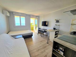 Studio 4pers - clim - piscine - vue mer - 2