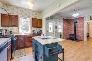 2-Acre Property Victorian Home in Brownville! - 1