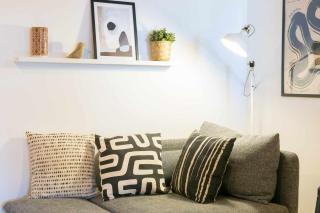 Studio Blue LX- 1 de Maio - 4