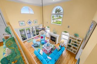Paradise Found home - 3