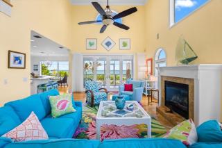 Paradise Found home - 1