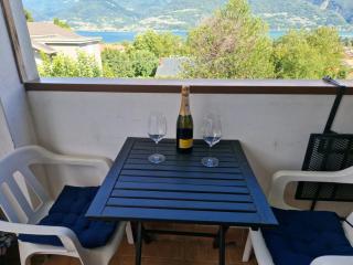 Casa Polly - Bilocale con Veranda e Vista Lago a Colico - Colico - 0