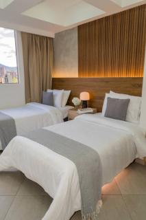 Sunsets on the 14th Floor - 5 minutes from Provenza Medellin - Medellín - 1