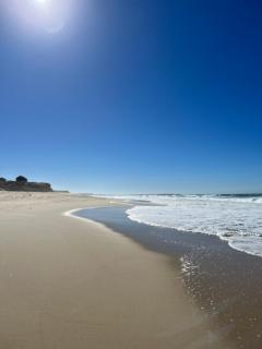 Deluxe 2 Bedroom Oceanfront Flat in Praia del Rey - Amoreira - 5