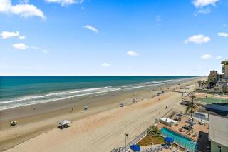 Sandpoint Beachfront Condo - 8