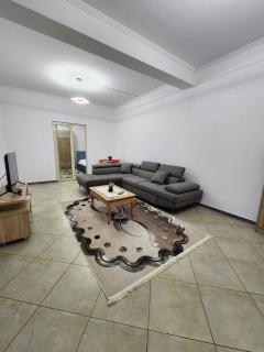 Short-Term Rental Apartment - Tirana - 3