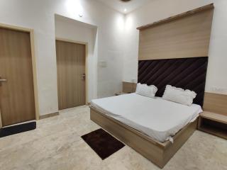 Hotel TheMS Homestay - 8