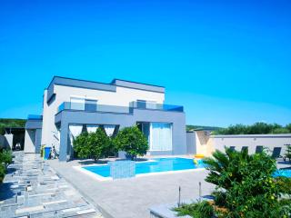 Apartment with pool, accessible for people with disabilities, near Zadar - 3