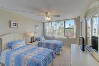 Harbor Towers 220 - Siesta Key - 1