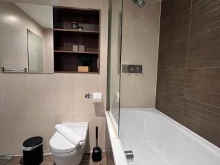 1 bed by Battersea Power Station - Lansons - Londra - 4