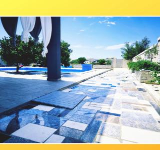 Apartment with pool, accessible for people with disabilities, near Zadar - 0