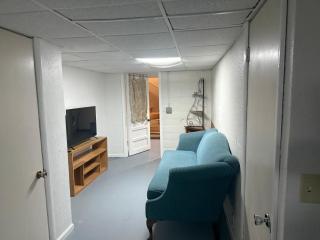Best Deal-8 beds- Perfect for large Team - 6