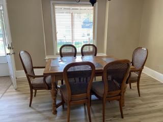 Best Deal-8 beds- Perfect for large Team - 3