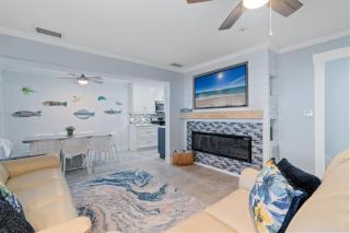 Endless Summer in Pensacola Beach - 1