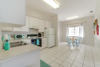 Explore Dtwn Crystal River Walkable Duplex Unit - 1