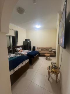 Al Nada Sea & Park View GuestHouse - Charjah - 6