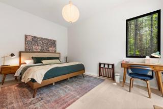 100ft of Forest Light - Modern Catskills Escape - Round Top - 7