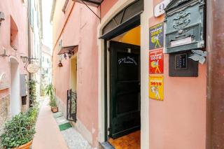 Camera Azzurra nel borgo con Balcone e Terrazzino - 9