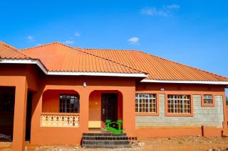 Kristina Gardens - 6