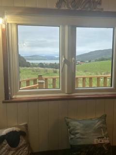The Chestnut Hut - 5