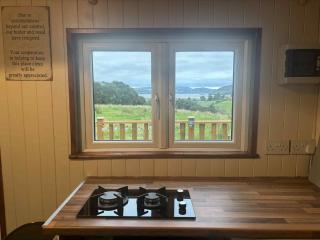 The Chestnut Hut - Carran - 1