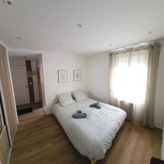 Studio 25 - 4