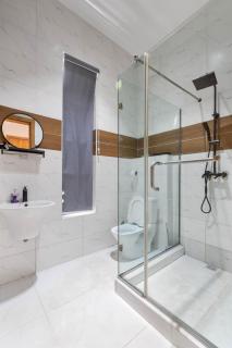 Two bedroom apartment with pool and ps5 IKate, Lekki - Moba - 4