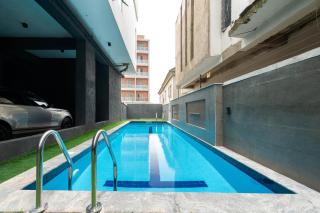 Two bedroom apartment with pool and ps5 IKate, Lekki - Moba - 2